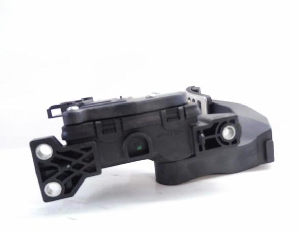 Accelerator pedal VW Phaeton (3D1, 3D2, 3D3, 3D4, 3D6, 3D7, 3D8, 3D9)