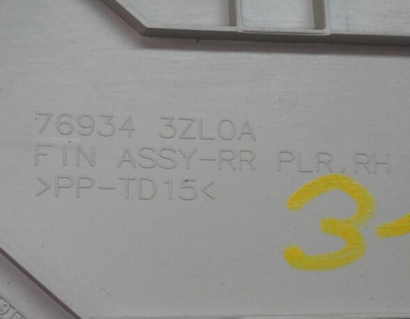 Sierpaneel spatbord NISSAN Pulsar Schrägheck (C13)