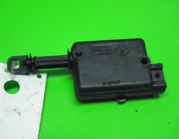 Rear Door Lock RENAULT Megane I (BA0/1)