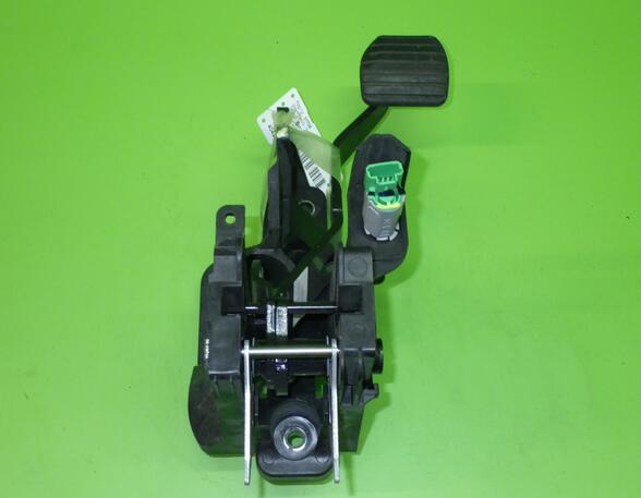 Pedal Assembly SMART Forfour Schrägheck (453)