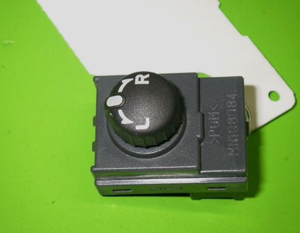 Mirror adjuster switch MITSUBISHI Colt VI (Z2A, Z3A), MITSUBISHI Colt VII (Z2_A)