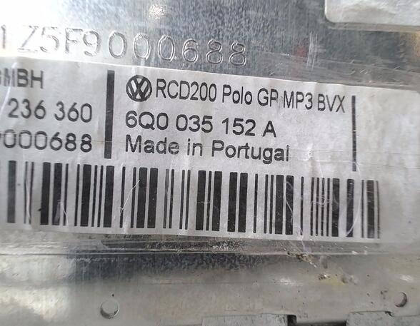 RADIO RCD200 ( MIT RADIOCODE ) (Armaturenbrett / Mittelkonsole) VW Polo Benzin (9 N) 1781 ccm 110 KW 2006>2009