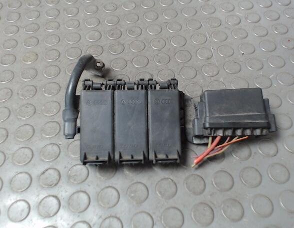 Sicherungskasten Batteriedeckel Deckel Batterie 6Q0937550 VW Polo 9N 01-09,  39,99 €