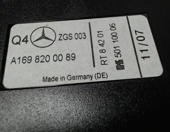 ANTENNENVERSTÄRKER  (Steuergeräte) Mercedes-Benz B-Klasse Diesel (245) 1991 ccm 80 KW 2005>2008