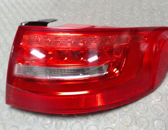 HECKLEUCHTE / RÜCKLEUCHTE RECHTS LED ( FACELIFT )  (Heckleuchte) Audi Audi A4 Diesel (B8) 1968 ccm 105 KW 2011>2013