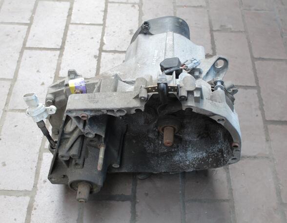 SCHALTGETRIEBE 5-GANG JB1052 (Schalt-/Automatik-Getriebe) Renault Twingo Benzin (C 06) 1239 ccm 40 KW 1993>1996