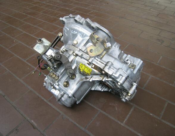 Manual Transmission ISUZU Gemini Stufenheck (JT)