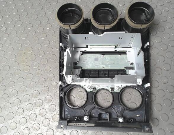 RADIOBLENDE/ BEDIENEINHEIT RADIO  (Armaturenbrett / Mittelkonsole) Mazda 6 Benzin (GG/GY/GG1) 1999 ccm 108 KW 2006>2008