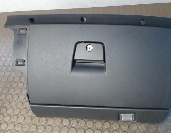 Glove Compartment (Glovebox) VOLVO C30 (533)