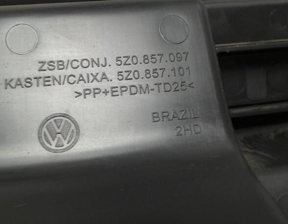 HANDSCHUHFACH  (Armaturenbrett / Mittelkonsole) VW Fox Benzin (5 Z) 1198 ccm 40 KW 2005>2010