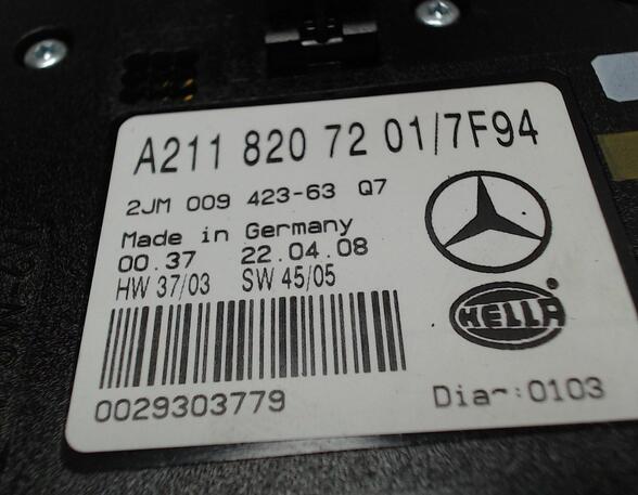 INNENRAUMLEUCHTE / DACHBEDIENEINHEIT  (Innenverkleidungen Dach) Mercedes-Benz E-Klasse Diesel (211) 2987 ccm 165 KW 2006>2009