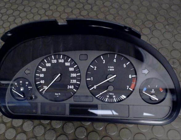 TACHOEINHEIT (Armaturenbrett / Mittelkonsole) BMW 5er Benzin (E39) 2494 ccm 141 KW 2000>2004