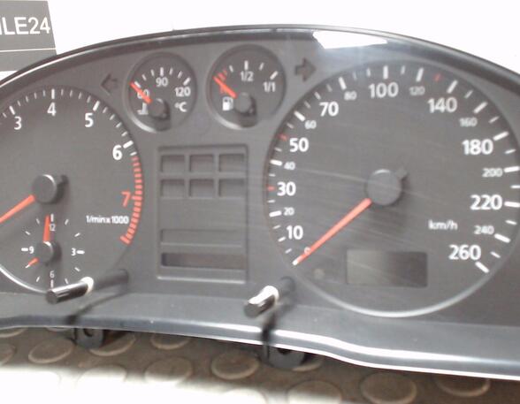 TACHOEINHEIT / KOMBIINSTRUMENT (Armaturenbrett / Mittelkonsole) Audi Audi A4 Benzin (B5) 1595 ccm 74 KW 1997>1998