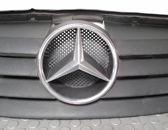 KÜHLERGRILL  (Kühlergrill) Mercedes-Benz Vaneo Diesel (414) 1689 ccm 67 KW 2001>2005
