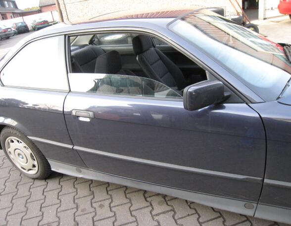 TÜR VORNE RECHTS  (Tür vorn) BMW 3er Benzin (E36) 1596 ccm 75 KW 1993>1999
