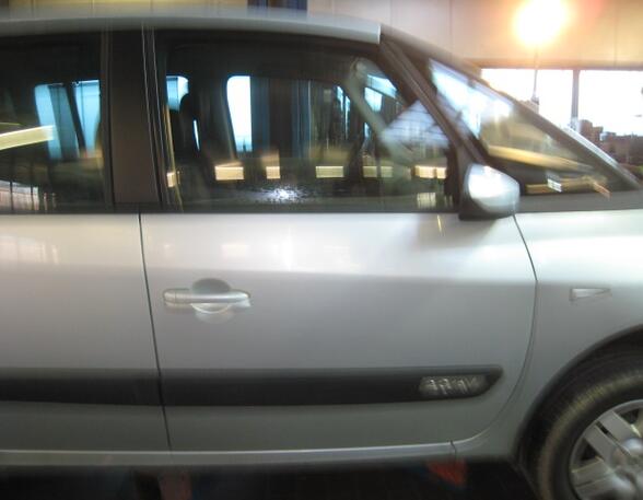 TÜR VORNE RECHTS  (Tür vorn) Renault Espace Benzin (K) 1998 ccm 100 KW 2002>2004
