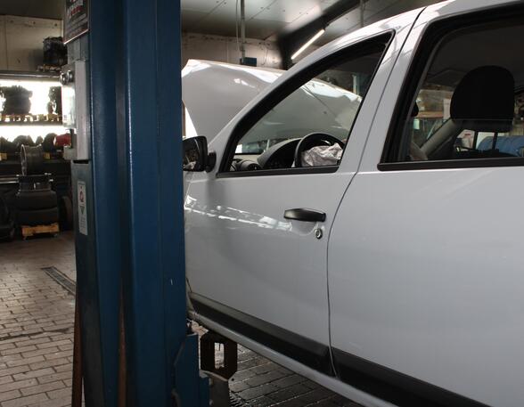 TÜR VORN LINKS  (Tür vorn) Dacia Sandero Benzin (SD) 1149 ccm 55 KW 2010>2012