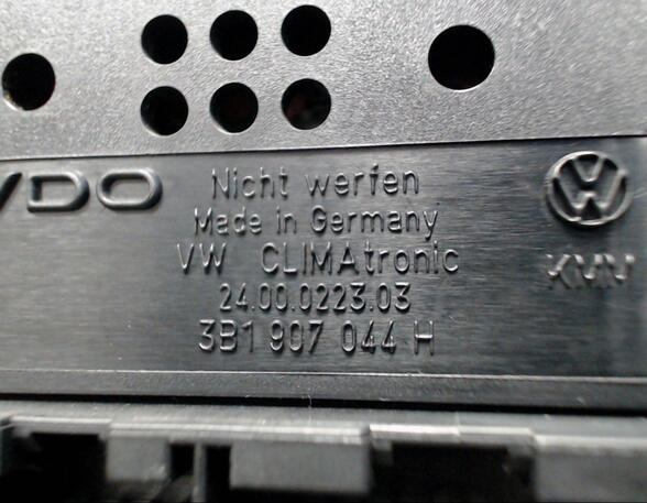 Air Conditioning Control Unit VW Passat Variant (3B6)