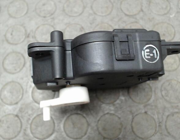 Heater Motor Flap Control Unit MITSUBISHI Colt VI (Z2A, Z3A)