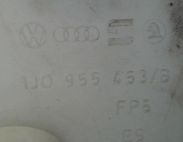 Reinigingsvloeistofpomp VW Golf IV (1J1)