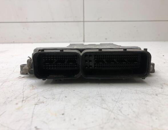Engine Management Control Unit OPEL Astra H Twintop (L67)