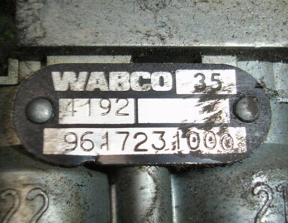 Brake Valve parking brake Scania 4 - series Wabco 9617231000 81523156113 1518233 81523156116