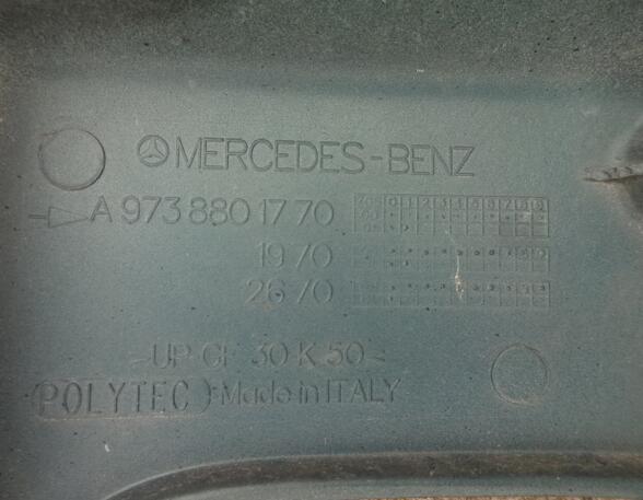 Bumperhoek Mercedes-Benz ATEGO A9738801770 A9738801970 A9738802670 Ecke mit Halterung