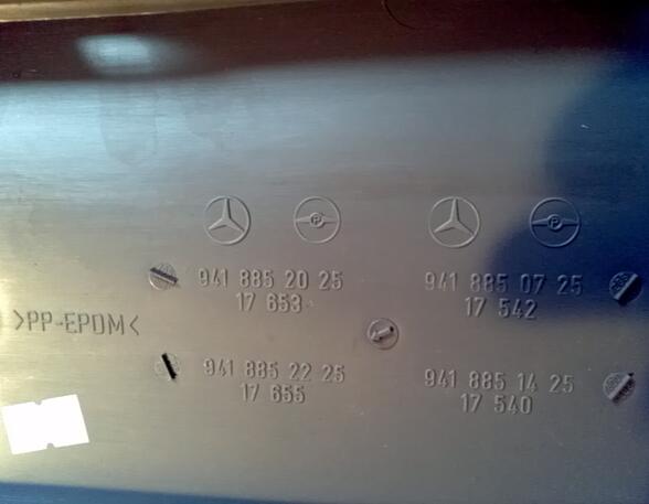Bumperhoek Mercedes-Benz Actros A9418852225 Spoiler mit Ausschnitt Nebelscheinwerfer