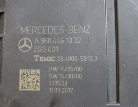 Central Locking System Control Unit for Mercedes-Benz Actros MP 4 A9604461032