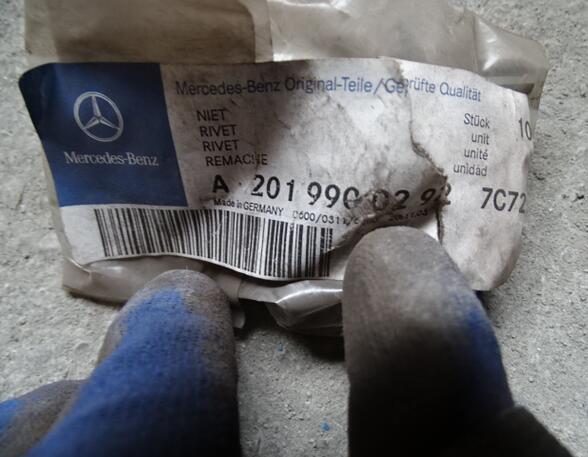 Verkleidung Mercedes-Benz ATEGO A2019900292