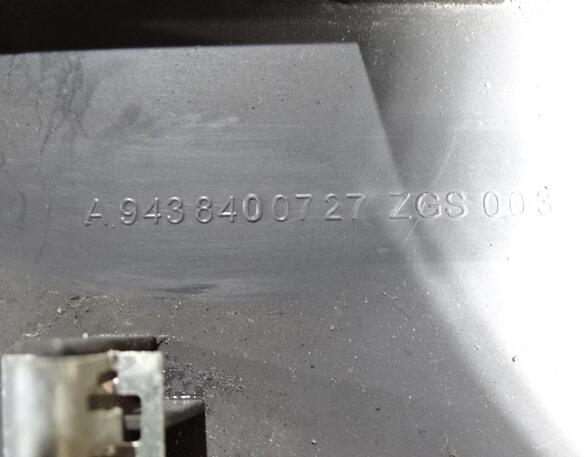 Verkleidung Mercedes-Benz Actros MP2 A9438400727 Abdeckung Schiene Schublade 