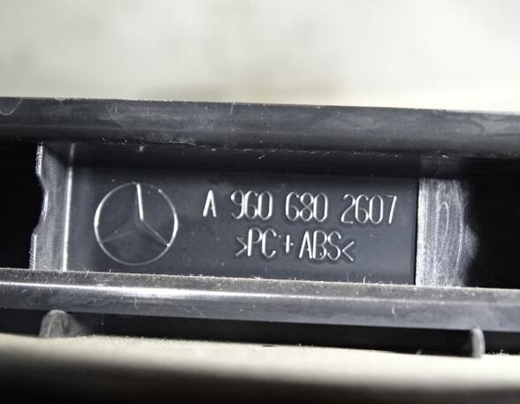Cowling Mercedes-Benz Actros MP 4 A9606802607 Ablage A9606830091 Kartenhalter