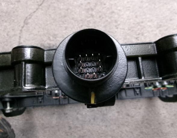 Ventildeckel (Zylinderkopfhaube) Mercedes-Benz Actros MP 4 A4710100279 A4710100179 Verstaerkungsrahmen Verstkg.Rahmen