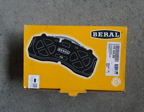 Disc Brake Pad Set for Mercedes-Benz Actros MP 3 Beral 90R-011511/217 2924435004172113 A0064201520