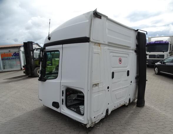 Driver Cab for Mercedes-Benz Actros MP 4 Stream Space ohne Ausstattung A0006001005 A0006000101