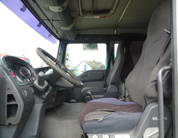 Driver Cab MAN TGL Schlafkabine Fernverkehr mit Ausstattung