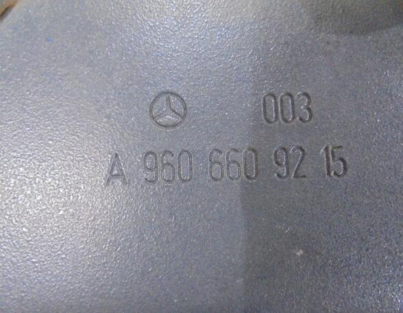 Einstieg Mercedes-Benz Actros MP 4 A9606609215Halter Einstieg Kipppumpe