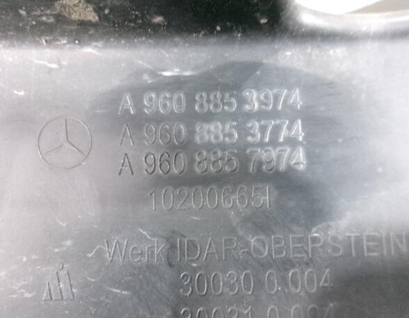 Blende Nebelscheinwerfer Mercedes-Benz Actros MP 4 A9608853974 Rahmen rechts