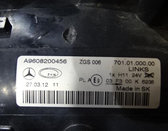 Mistlamp Mercedes-Benz Actros MP 4 links A9608200456