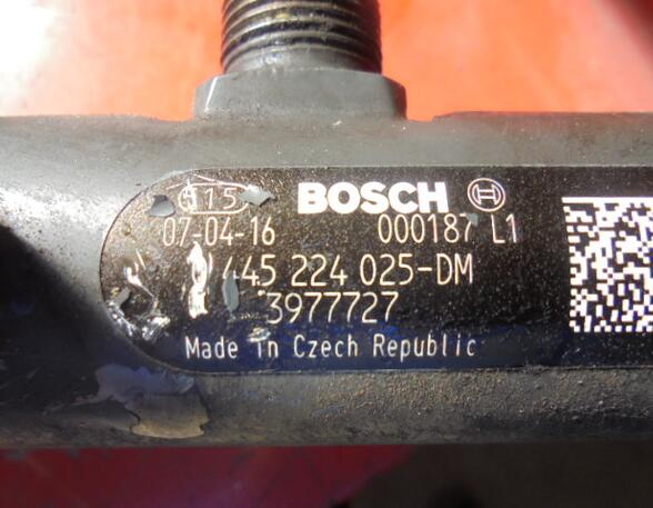 Fuel Distributor Pipe for DAF LF 45 3977727 Verteilerleiste Bosch 0445224025