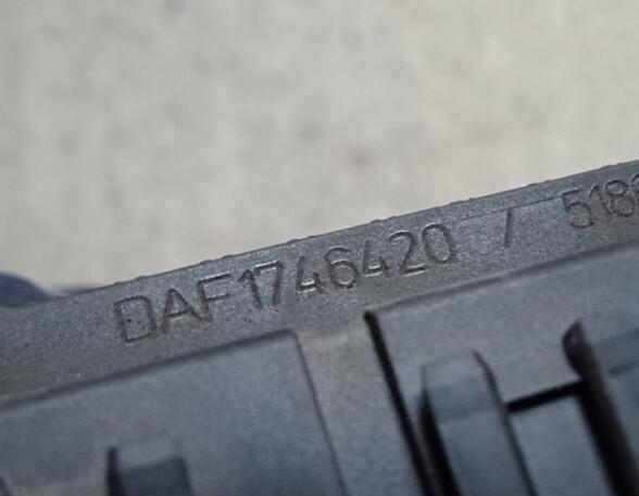 Sicherungskasten für DAF XF 105 Zentral Sicherungs Kasten DAF 1746420