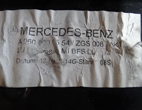 Heizungskanal (Warmluftkanal) Mercedes-Benz Actros MP 4 A9608300554 Duese Lueftungsduese