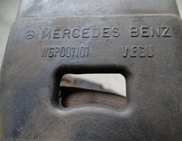 Holder mudguard Mercedes-Benz AXOR A9415220167 Spanngummi