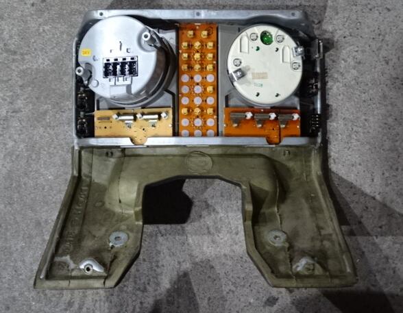 Instrument Cluster MAN F 90 Fahrtenschreiber Kienzle 1318-27 81252106059 333.454