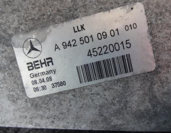 Interkoeler tussenkoeler Mercedes-Benz Actros MP2 A9425010901 Behr 45220015