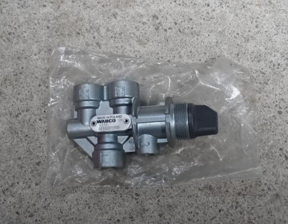 Multiport Valve for Iveco Stralis Wabco 4630371100 Iveco 8188641 114533 08188641 DAF 1642064