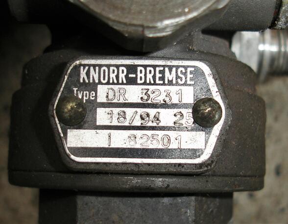 Drukregelaar pneumatisch systeem MAN F 2000 Knorr DR3231 Regler