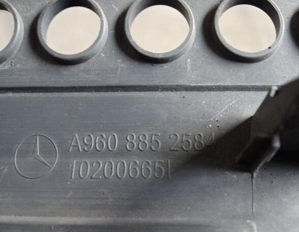 Kühlergrillrahmen (Kühlergitter Rahmen) für Mercedes-Benz Actros MP 4 A9608852584 Abdeckung links