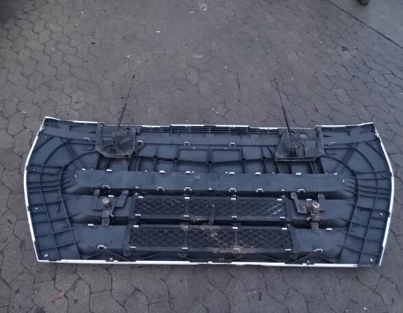 Radiator Grille Iveco Stralis AS Frontklappe 504181287 504170848  504170809