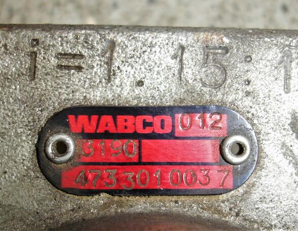 Redundancy Valve brake air regulation MAN F 90 Wabco 4733010037 Ventil 4733010030
